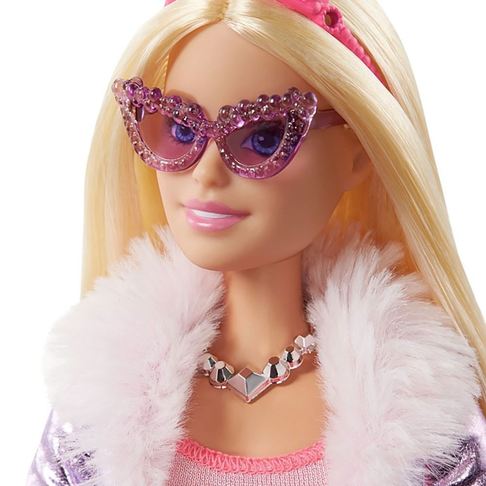Papusa Barbie by Mattel Modern Princess Theme cu accesorii image 2